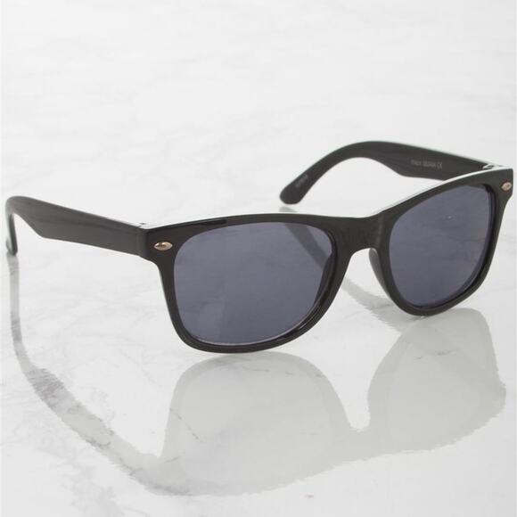 Nova Black Unisex Kids Sunglasses - Picture 7 of 10